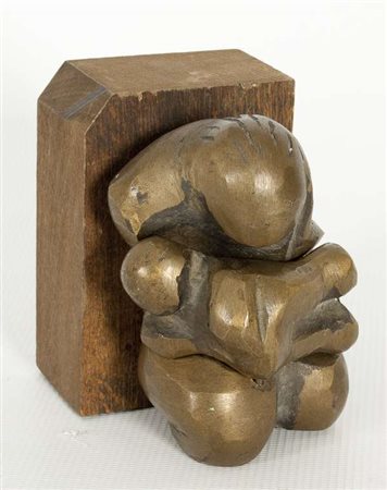 Gino Cosentino N.5 due elementi in bronzo, cm. 6x11x7 Firma sul fondo