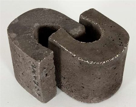 Giovanni Canu Senza titolo due elementi in pietra, cm. 10x10x10 cad. Firma su...