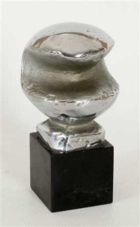 Sante Monachesi Il Precluso, 1933 multiplo in acciaio con base in marmo, cm....