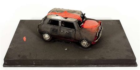 Bernard Aubertin Senza titolo, 2010 modellino bruciato e acrilico su base in...