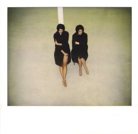Vanessa Beecroft VB11, 1995 polaroid, cm. 10,2x10,2 Certificato di...