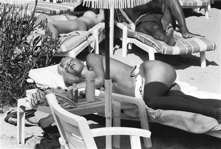 Elliott Erwitt (1928)  - Saint-Tropez, 1989