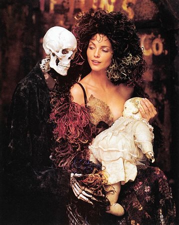 Richard Avedon (1923-2004)  - Mr. and Mrs. Comfort, 1995