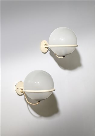 SARFATTI GINO (1912 - 1985) - Coppia di lampade da parete modello 239/1, produzione Arteluce, 1970. .