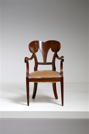  MANIFATTURA TEDESCA - Poltroncina Biedermaier, IXX Secolo.