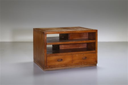  MANIFATTURA ITALIANA  - Credenza anni '40.