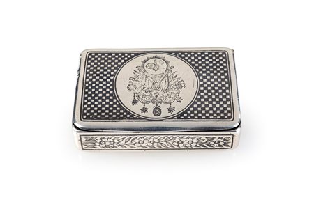 Tabacchiera in argento niellato, probabilmente Russia, 1878 - di forma...