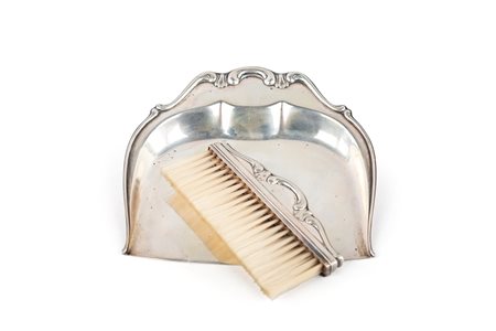 Paletta raccogli briciole e spazzola in argento, argenteria Clementi, Bologna...