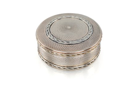 Scatola circolare in argento, Francia, ultimo quarto del XIX secolo,...