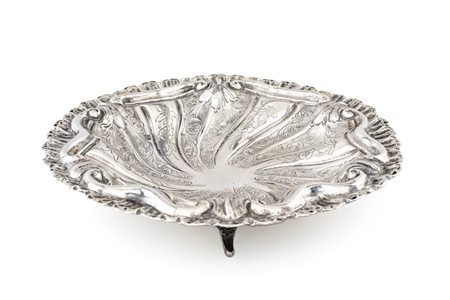 Centrotavola in argento, Milano, fine XIX/inizio XX secolo, argentiere...