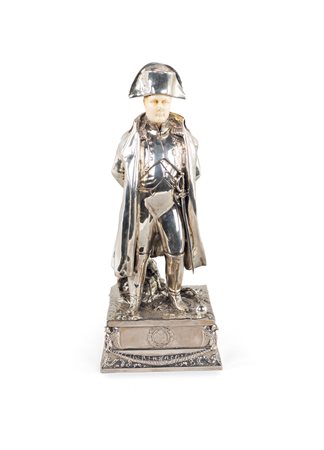 Scultura in argento, Olanda, fine del XIX secolo - raffigurante Napoleone...