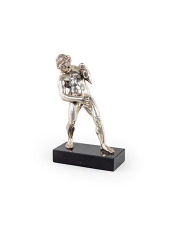 Figura di acquaiolo in argento - desunta dal repertorio classico napoletano;...