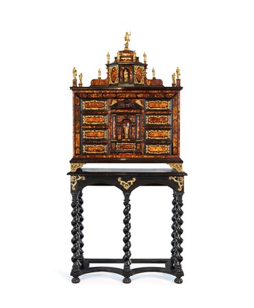 Stipo in legno ebanizzato con inserti in tartaruga, Sicilia, XVIII secolo -...