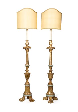 Coppia di torciere in legno dorato, XIX secolo - - cm 128x33