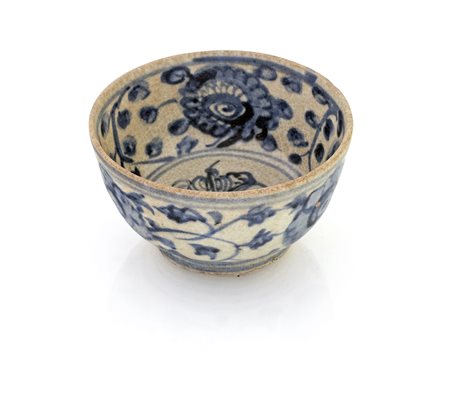 Piccola coppetta in porcellana, Cina, dinastia Qing