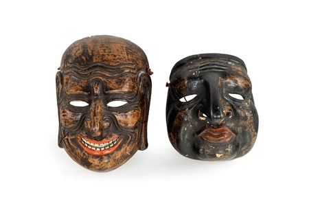 Due maschere in cartapesta dipinta, Giappone, XX secolo