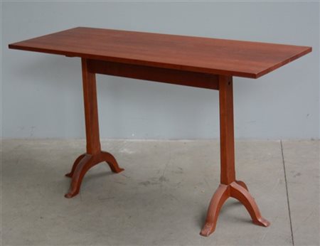 Tavolo da centro moderno con due gambe a piede tripode (cm 136x76x52) (lievi di
