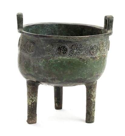 CONTENITORE RITUALE TRIPODE IN BRONZO, DING<br>Cina, dinastia Zhou occidentali