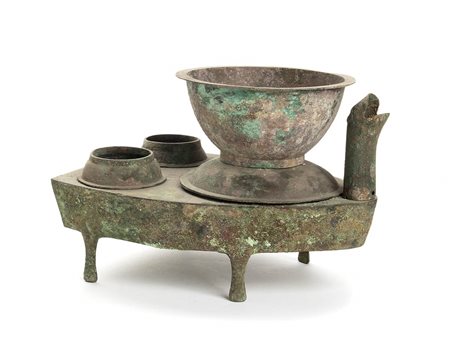 MODELLO DI CUCINA IN BRONZO<br>Cina, dinastia Han