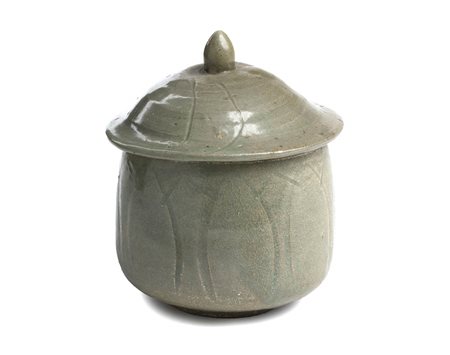 CONTENITORE CON COPERCHIO IN CERAMICA CON INVETRIATURA CÉLADON<br>Corea, dinastia Goryeo