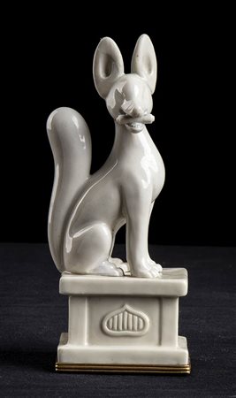 SCULTURA CON LA VOLPE INARI IN PORCELLANA INVETRIATA 'KUTANI'<br>Giappone, probabilmente periodo Meiji