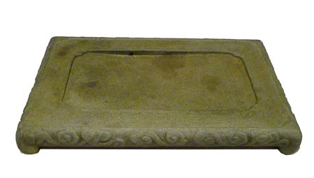 TAVOLINO BASSO IN PIETRA<br>Cina, inizio del XX secolo