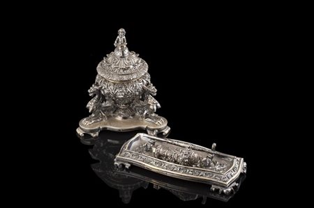 Antonio Pandiani Set da scrivania in argento con calamaio tripode sorretto da gr