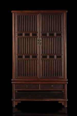 Credenza in legno hongmu su base a due cassetti e mensola, parte superiore con