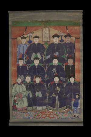 Scroll su tela raffigurante antenatiCina, secolo XIX(100x134 cm.)