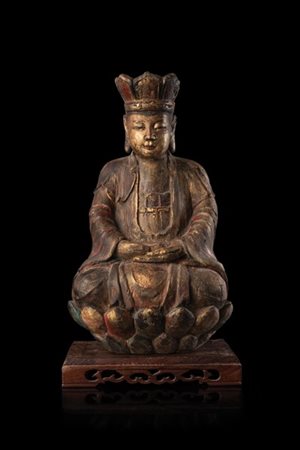 Buddha coronato in legno intagliato e dorato seduto su doppio fiore di loto, ba