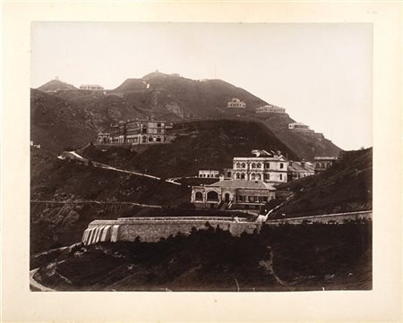 Building on the peak, Hong Kong 1880 ca.

Due stampe fotografiche all'albumina