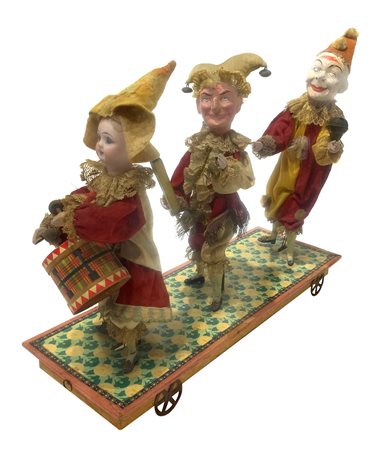 Giocattolo antico, con tre figure musicanti, fine XIX secolo. Testa, piedi e...