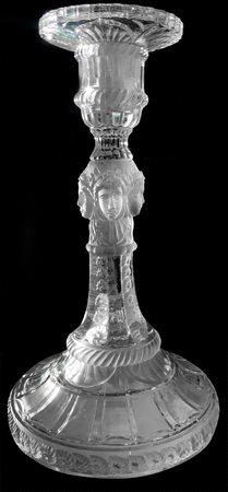 Candeliere monoforo in vetro trasparente bianco decorato con volti di donna,...