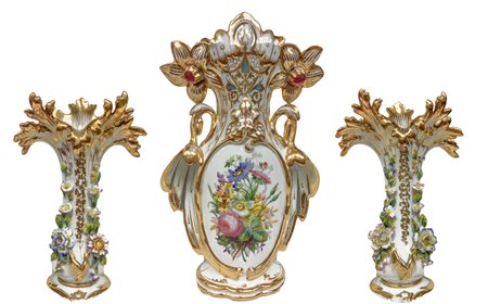 Trittico in porcellana Luigi Filippo con decorazioni floreali e oro, XIX...