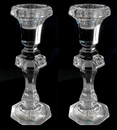 Coppia di portacandele in cristallo, monoforo., XX secolo. H cm 26.