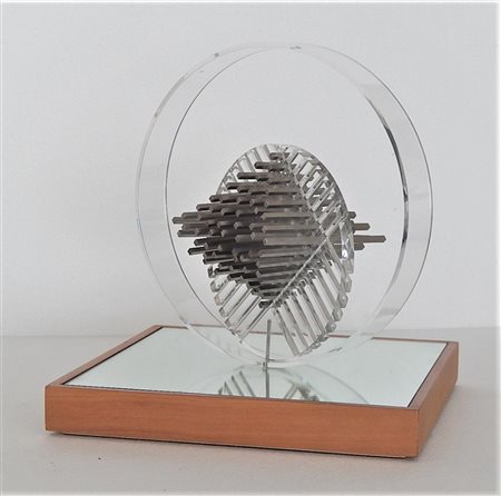 Vincenzo Missanelli PROGRESSIONE DINAMICA scultura, cm 30x30x30; es. 19/100...