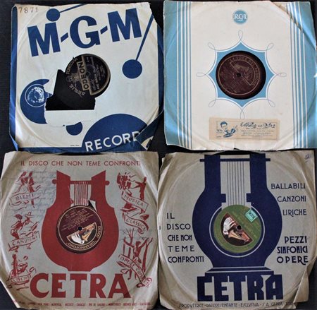 Autori Vari Lotto di 4 dischi 78 giri, misti: - Ave Maria, Bach - Concerto...