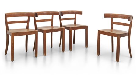 QUATTRO SEDIE, anni '30. <br>Legno di rovere. 