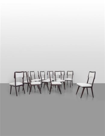 Dodici sedie, anni '50. <br>Legno di mogano tinto 