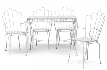 UN TAVOLO e QUATTRO POLTRONCINE, anni '50. 