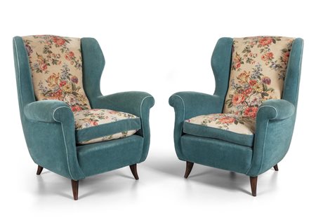 DUE POLTRONE, anni '50. <br>Strutture e gambe in 