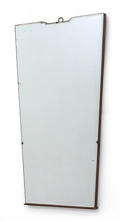  UNO SPECCHIO DA PARETE, anni '50. <br>Cristallo 