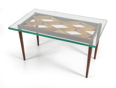 UN TAVOLINO, ANNI '50. <br>Legno di faggio tinto 