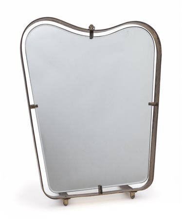 UNO SPECCHIO DA TAVOLO O DA PARETE, anni '50. 