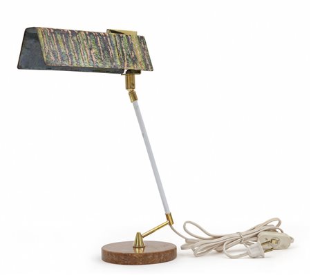 CASEY FANTIN (Editore)<br>Una lampada da tavolo 