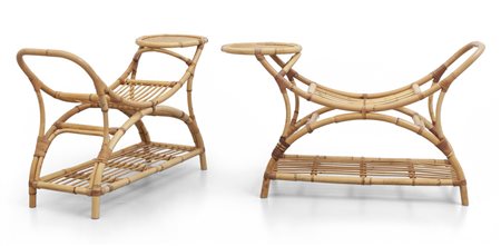 UNA COPPIA DI SGABELLI, anni '60. <br>Malacca, 