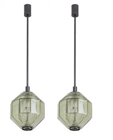  DUE LAMPIONI, anni '60. <br>Ottone ossidato 