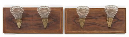  DUE APPENDIABITI DA PARETE, anni '60. <br>Legno 