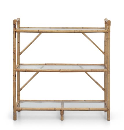UNA ETAGERE, anni '60. <br>Malacca, giunco, canna 