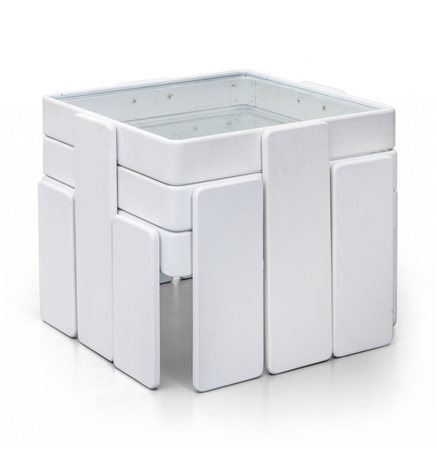 TRE TAVOLINI SOVRAPPONIBILI, anni '60. <br>Legno 